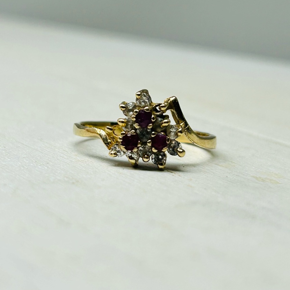 10k White Topaz And Ruby Ring, ~ Size 8 - image 6